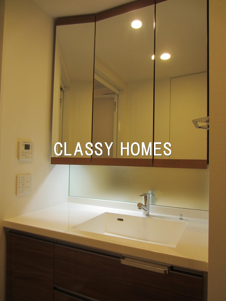 洗面設備　2019年竣工　グランドメゾン品川シーサイドの杜：洗面台