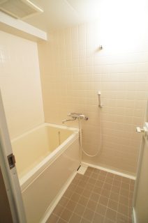 バス・シャワールーム　バス