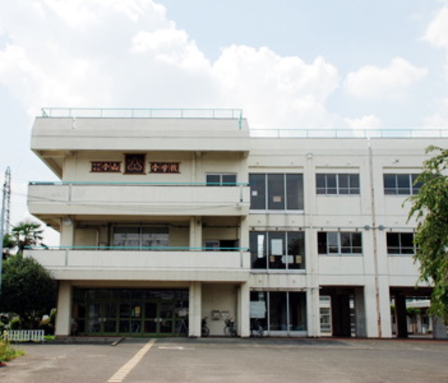 小学校　町田市立小山小学校（小学校）まで599m