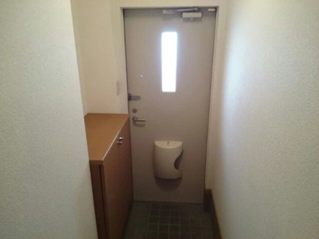 玄関　シューズボックスもございます