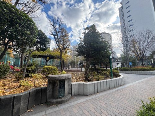 公園　松葉公園（公園）まで608m