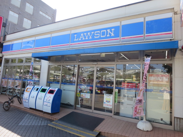 コンビニ　ローソン H十日市場店（コンビニ）まで300m