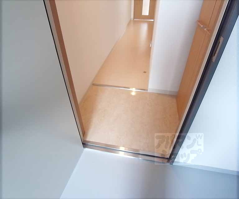 玄関　玄関です。