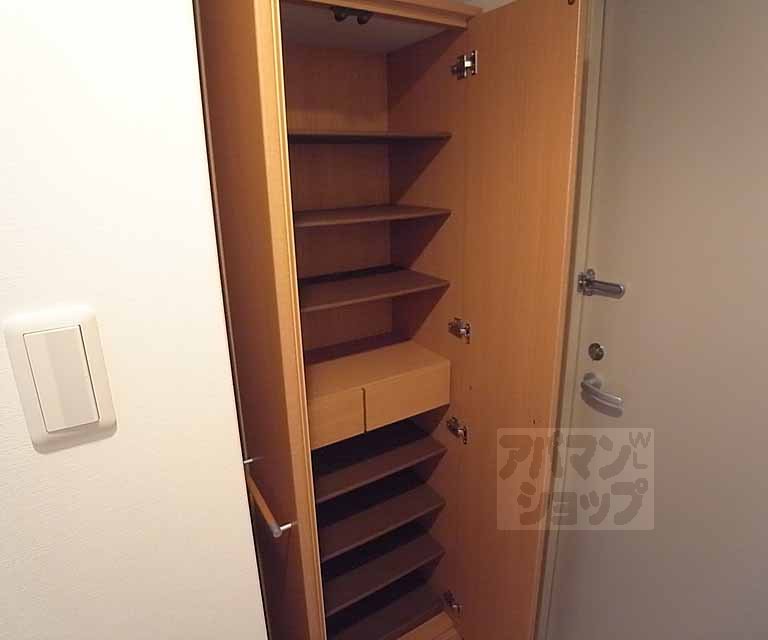 収納　下駄箱です。