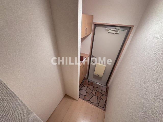 玄関　当社、チルホームのHPもご覧ください(^^)/物件情報多数♪