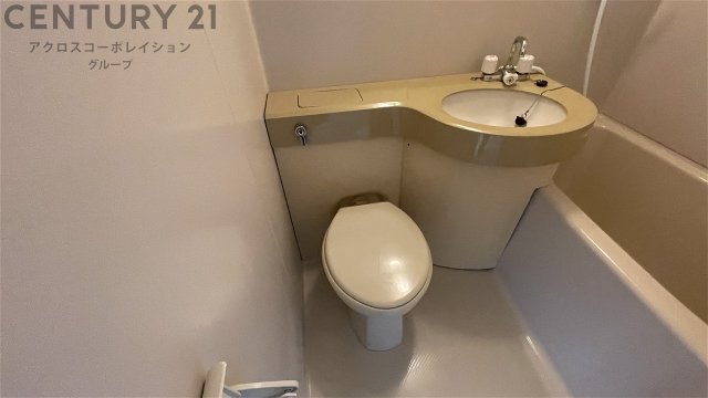 トイレ　掃除のしやすいシンプルなトイレです♪