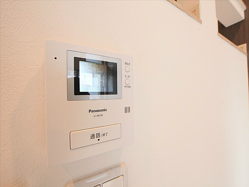 セキュリティ　モニター付きインターホン