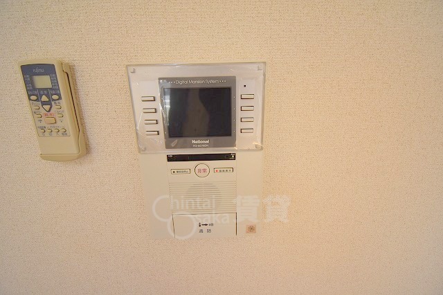 セキュリティ　モニター付きインターホン