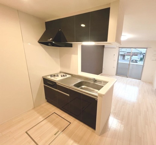 キッチン　※同タイプの写真です。