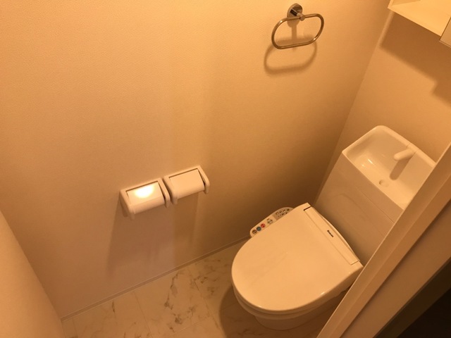 トイレ　※同タイプの写真です。