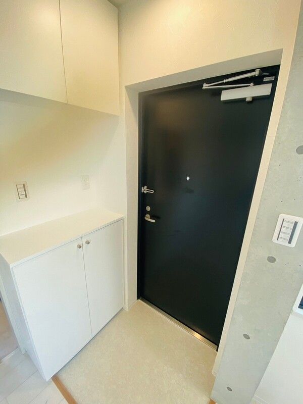 玄関　☆シューズボックス付き玄関スペース☆