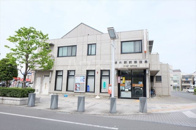 郵便局　栃木駅前局（郵便局）まで273m