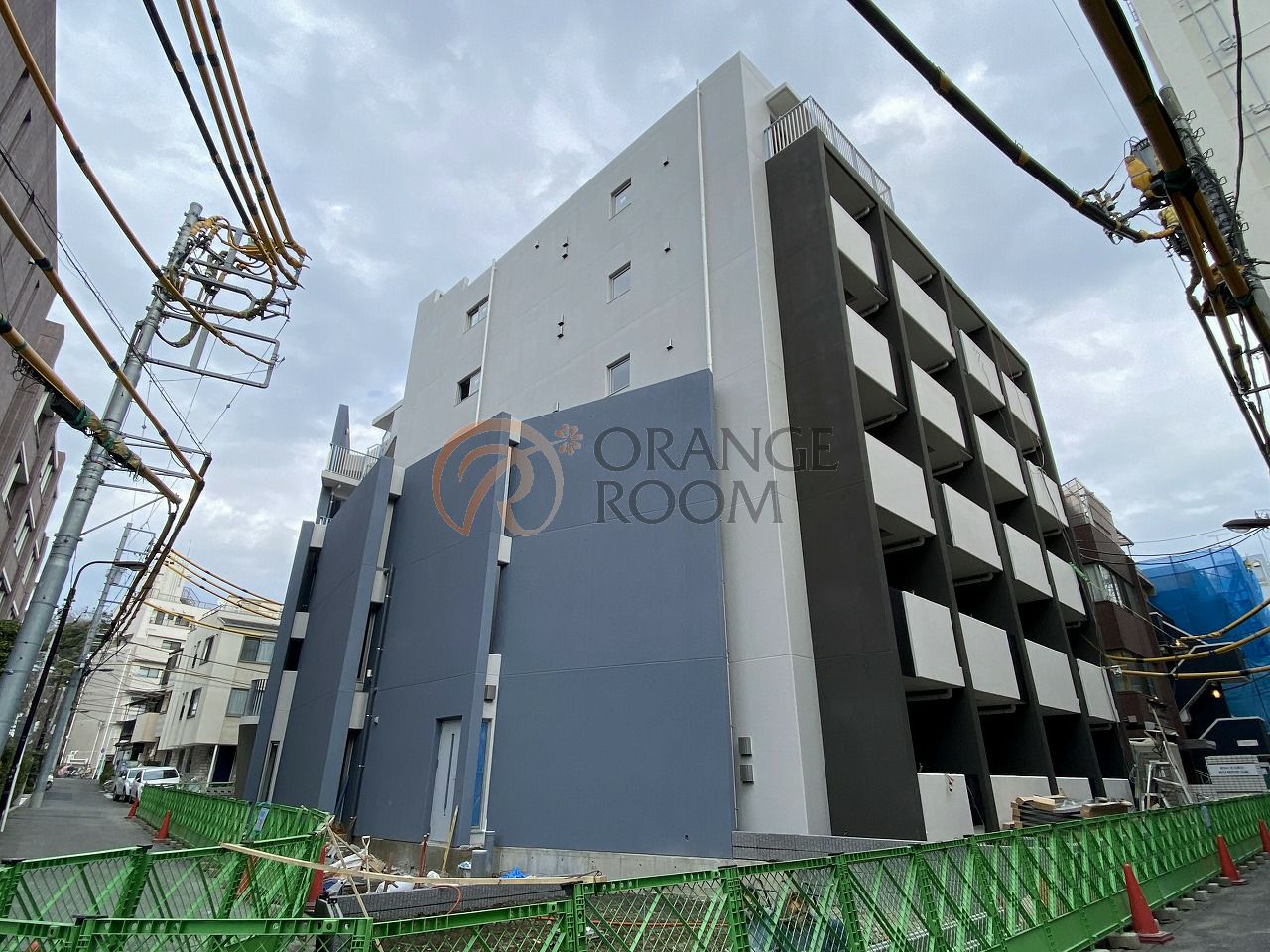 建物外観　Apru（エプル）