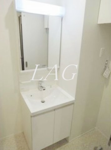 洗面設備　独立洗面台です。