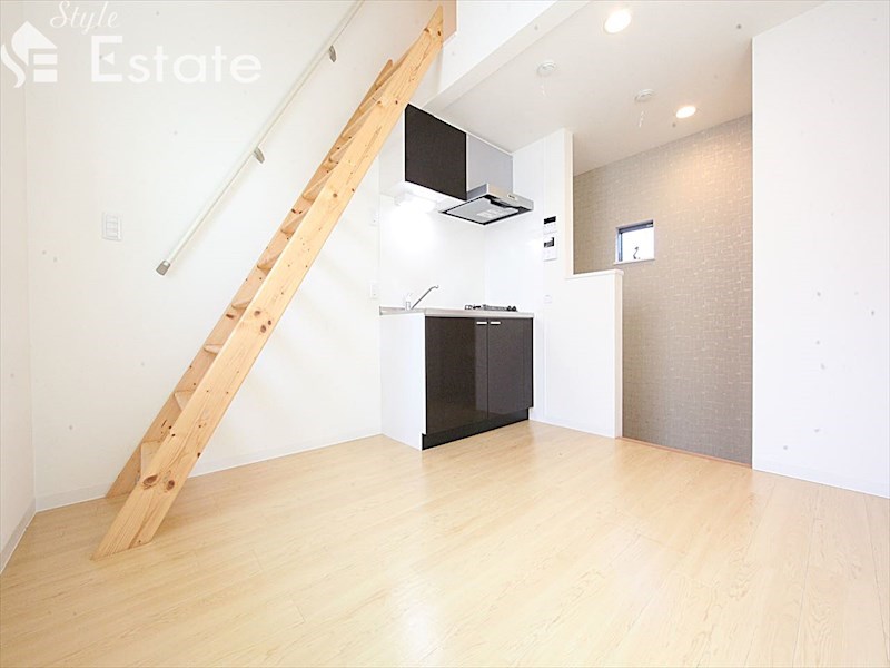 居室・リビング　内装