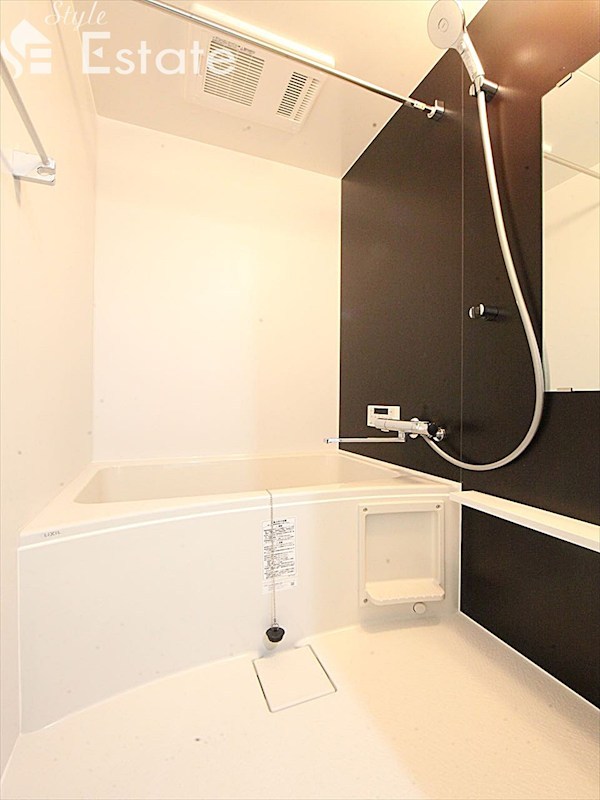 バス・シャワールーム　バスルーム