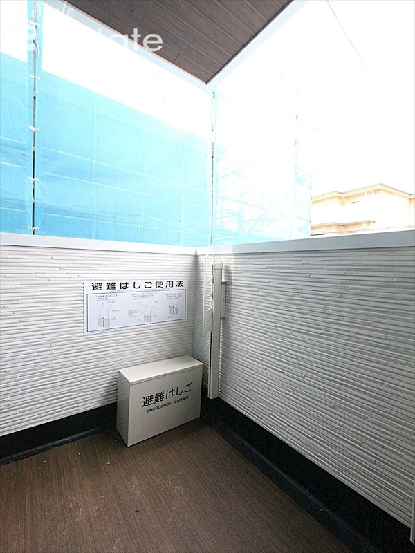 バルコニー　バルコニー