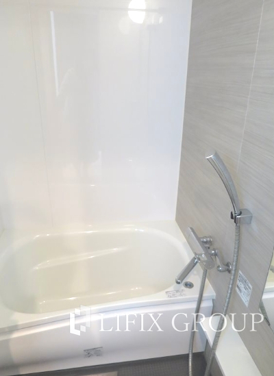 バス・シャワールーム　風呂