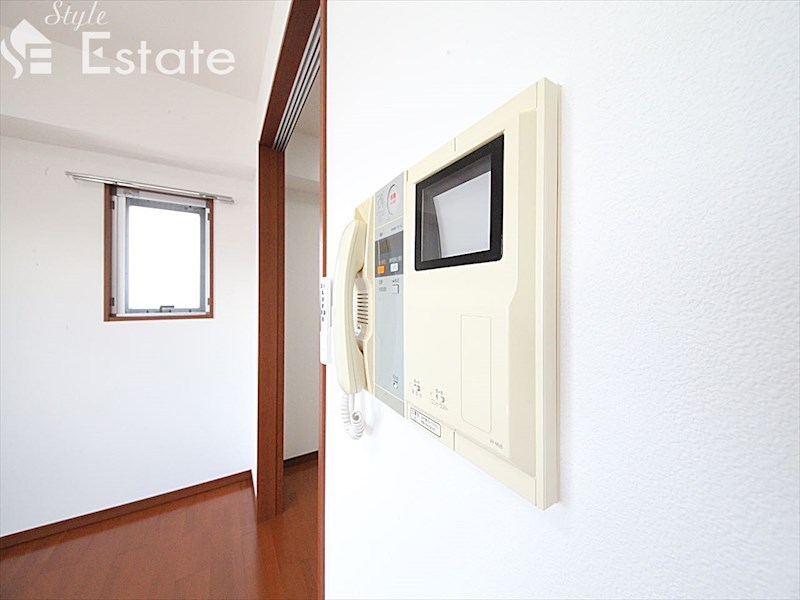 セキュリティ　モニター付きインターホン