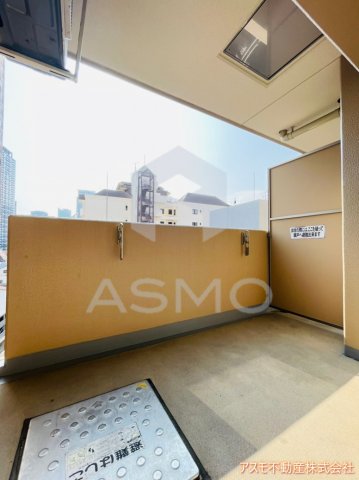 バルコニー　同マンション別部屋　参考写真