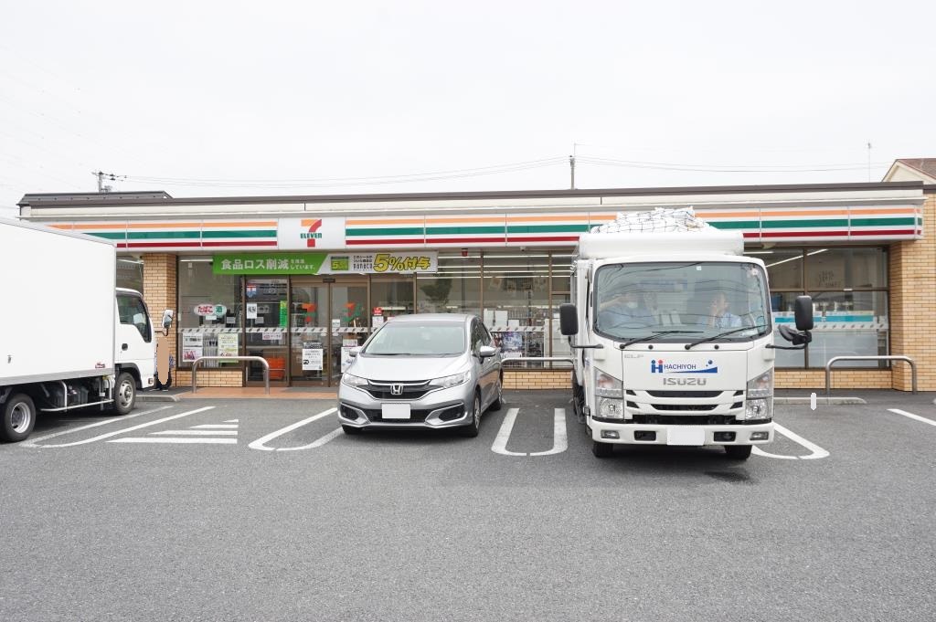 コンビニ　セブンイレブン 足立南花畑2丁目店（コンビニ）まで267m
