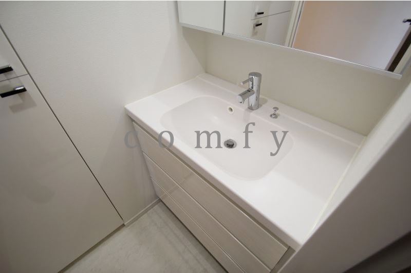 洗面設備　独立洗面台