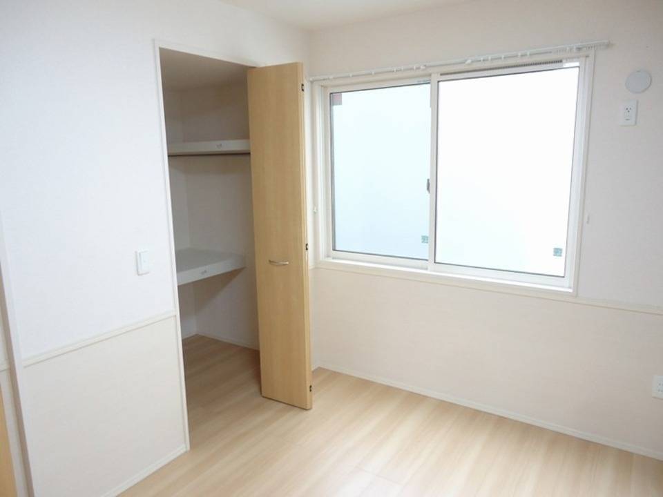 収納　ウォークインクローゼット