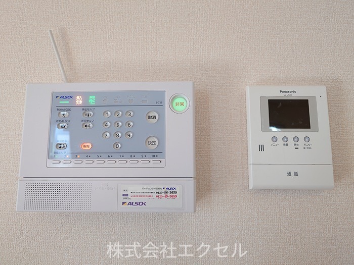 セキュリティ　モニター付きインターホンです。