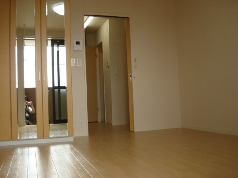 居室・リビング　図面と現状に相違がある場合には現状を優先