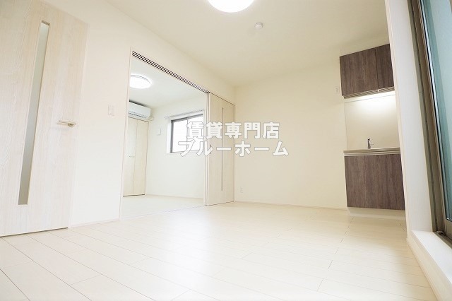 居室・リビング　8.3帖の広々としたリビング！