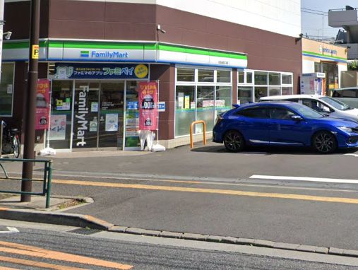 コンビニ　ファミリーマート 杉並永福四丁目店（コンビニ）まで220m