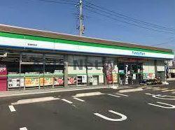コンビニ　ファミリーマート鶴ヶ島五味ケ谷店（コンビニ）まで746m