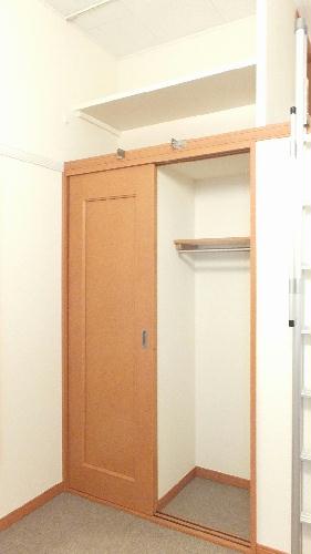 収納　クローゼット