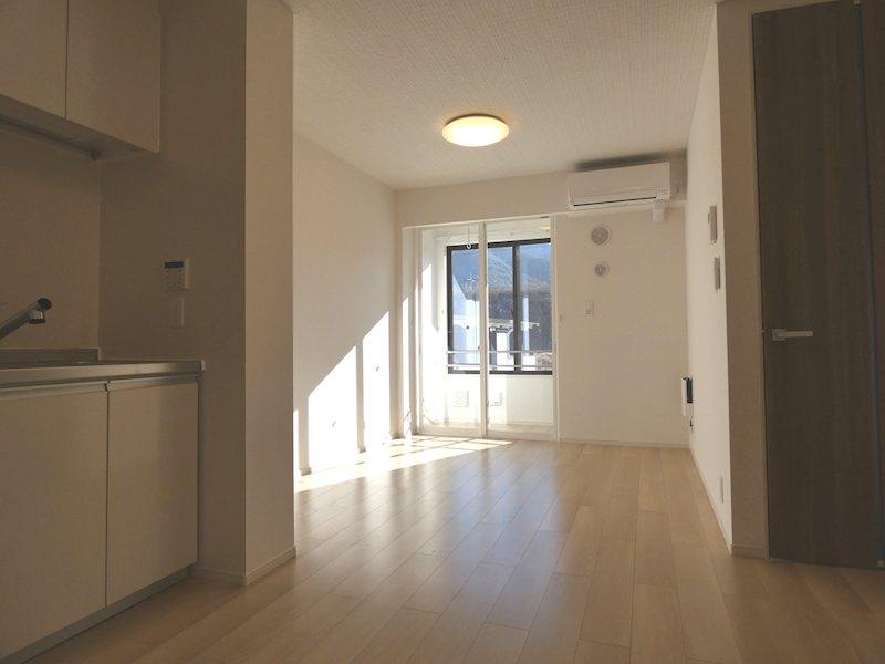 居室・リビング　類似部屋写真