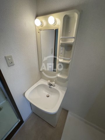 洗面設備　ロイヤルコート　独立洗面台