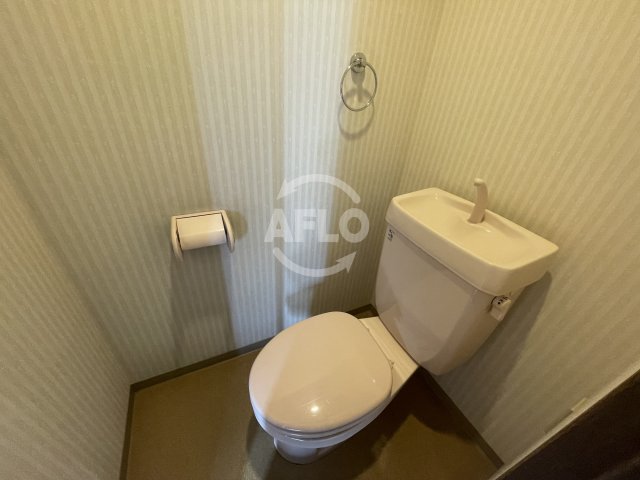 トイレ　ロイヤルコート　トイレ