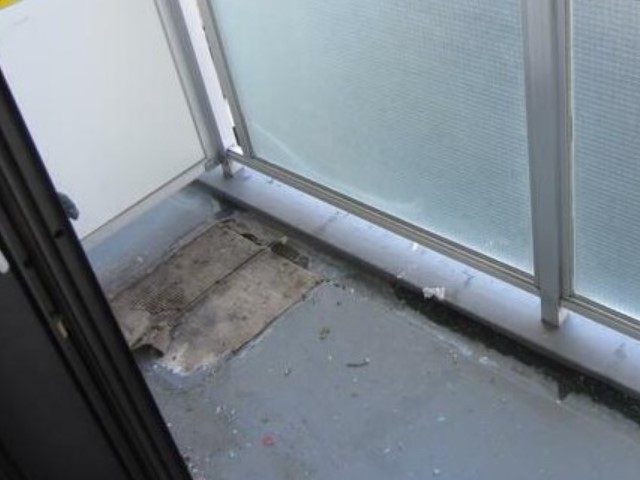 バルコニー　バルコニー