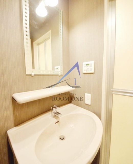 洗面設備　洗面台です。