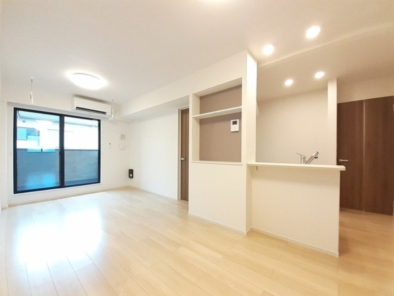 居室・リビング　図面と現状に相違がある場合には現状を優先