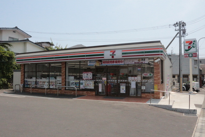 コンビニ　セブンイレブン仙台旭ヶ丘2丁目店（コンビニ）まで700m