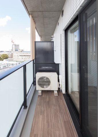 バルコニー　※同タイプ参考写真です（カラータイプが異なる場合がございます
