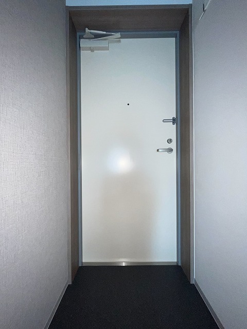 玄関　同物件別号室