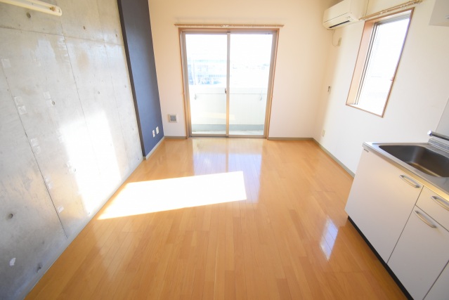 居室・リビング　写真は別のお部屋です