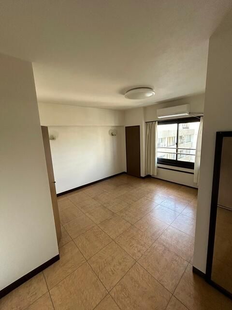 居室・リビング　居室