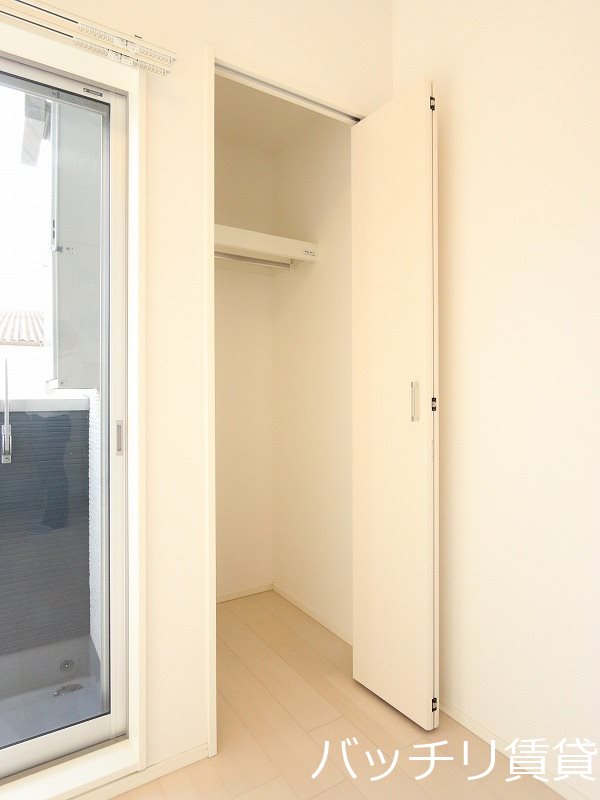 収納　同型タイプの為、現状を優先致します。