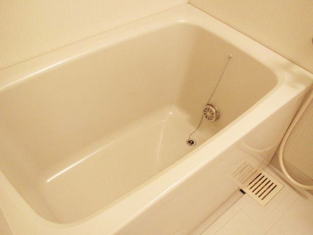 バス・シャワールーム　追い炊き給湯バス★