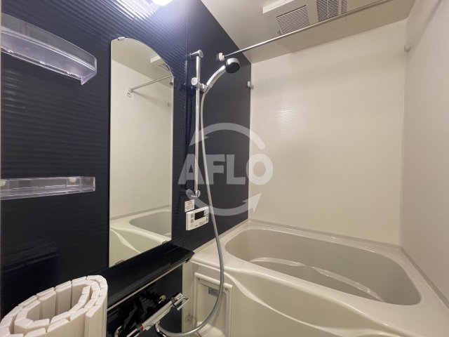 バス・シャワールーム　プレサンス新大阪ジェイズ　浴室