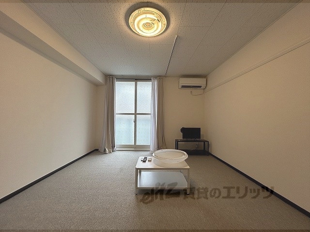 居室・リビング　洋室