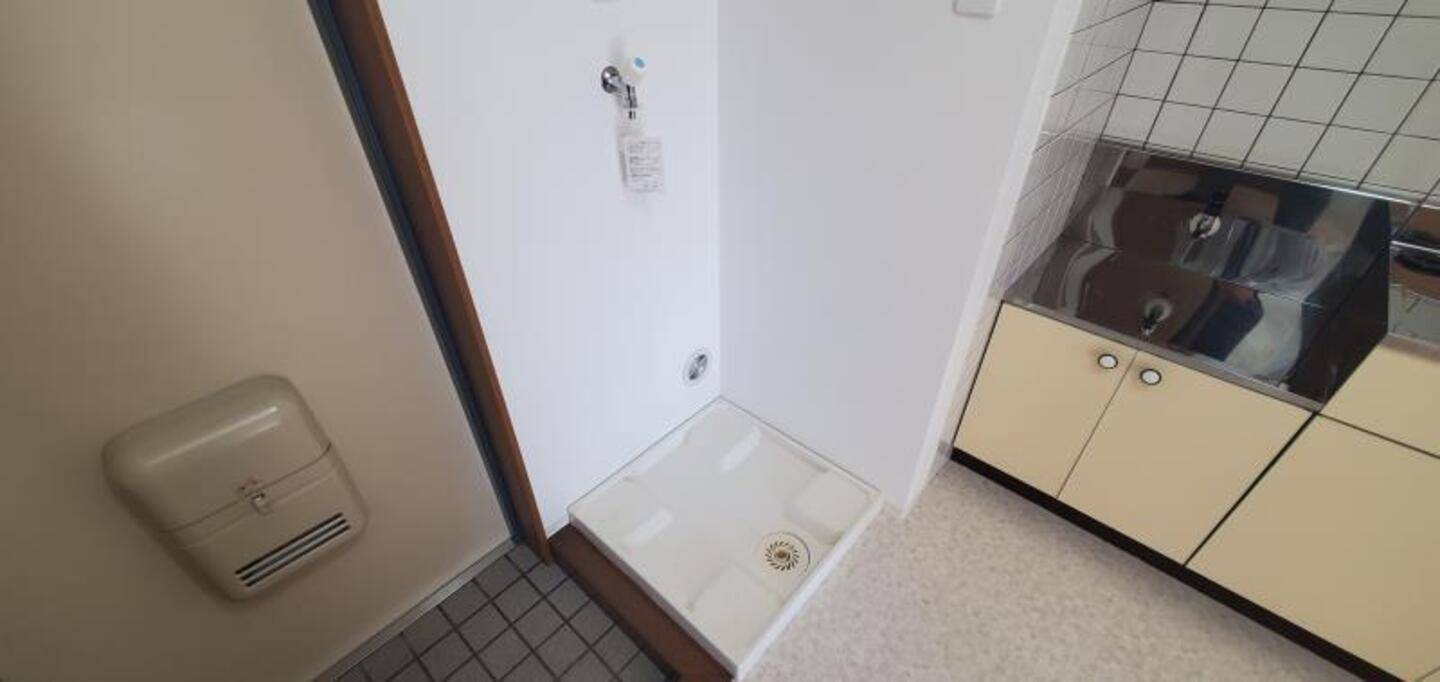 洗面設備　洗濯機置場