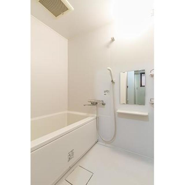 バス・シャワールーム　※写真は同タイプ住戸です。